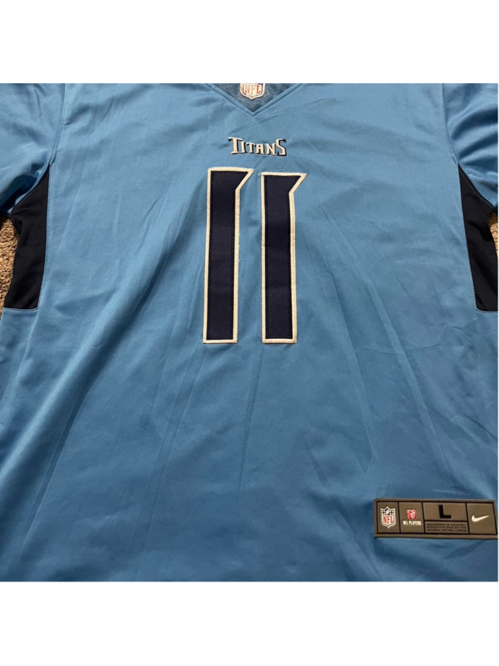 NFL official Nike Tennessee Titans blue Football jersey, #11 BROWN Size L, EUC!!